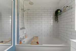 Photo 19- click for photo gallery
